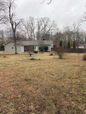 359 Timberline Dr, Smithville, TN 37166