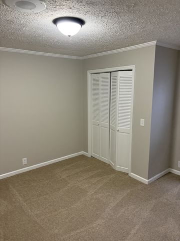 359 Timberline Dr, Smithville, TN 37166