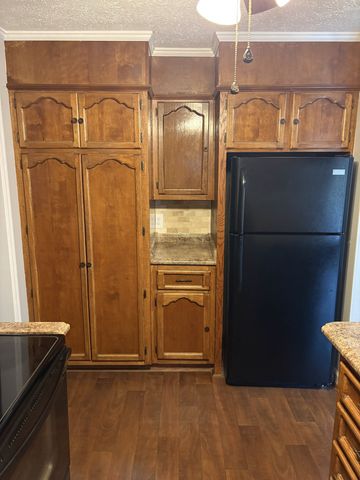 359 Timberline Dr, Smithville, TN 37166