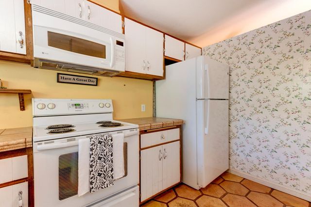 8745 Ski Ct, Elk Grove, CA 95624