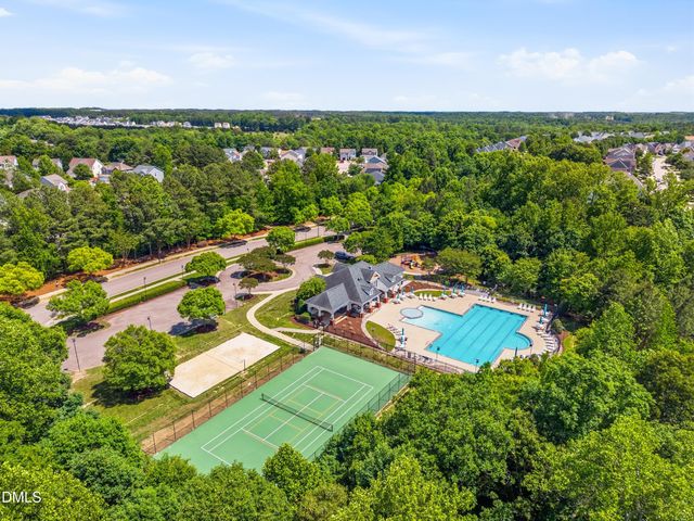644 Ashbrittle Drive, Rolesville, NC 27571