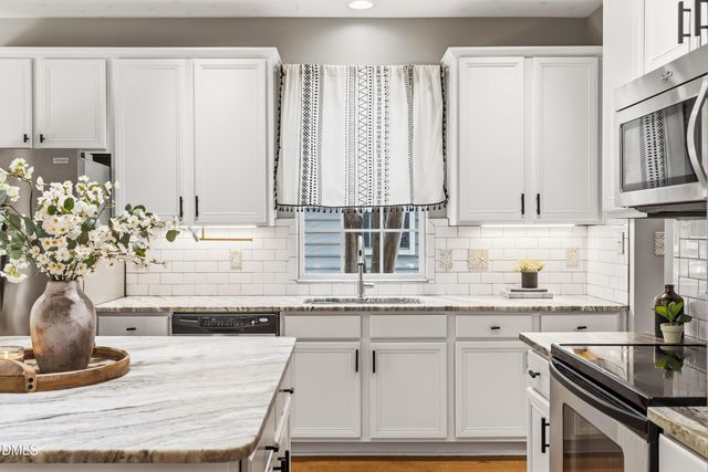 644 Ashbrittle Drive, Rolesville, NC 27571