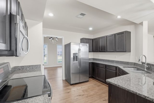 4007 Pendleton Dr, Spring Hill, TN 37174