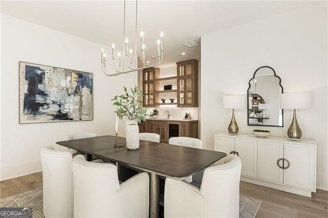 141 North Trace, Alpharetta, GA 30009
