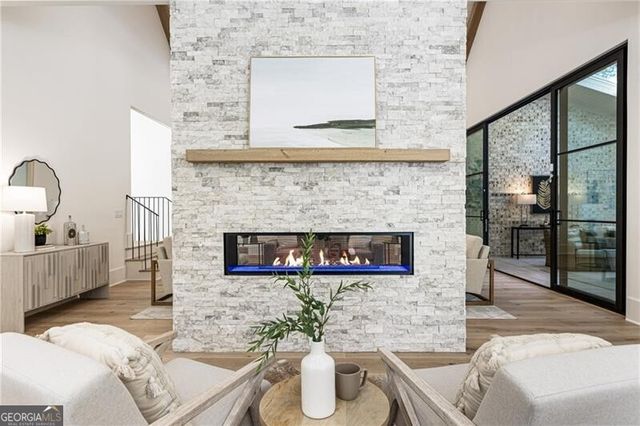 141 North Trace, Alpharetta, GA 30009