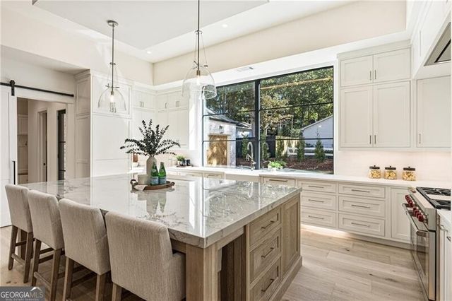 141 North Trace, Alpharetta, GA 30009