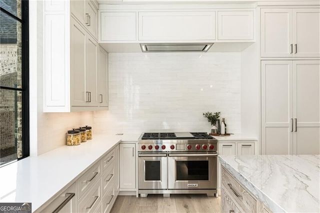 141 North Trace, Alpharetta, GA 30009