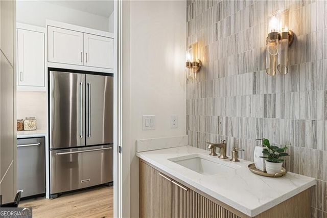 141 North Trace, Alpharetta, GA 30009