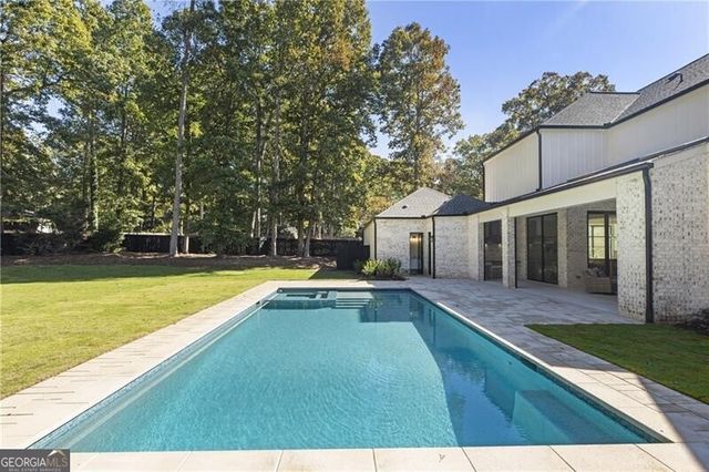 141 North Trace, Alpharetta, GA 30009