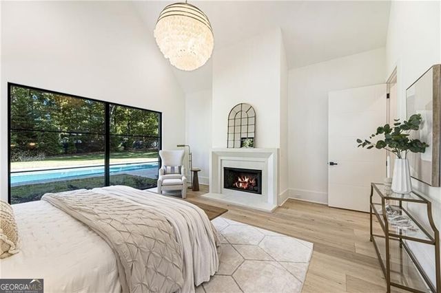 141 North Trace, Alpharetta, GA 30009