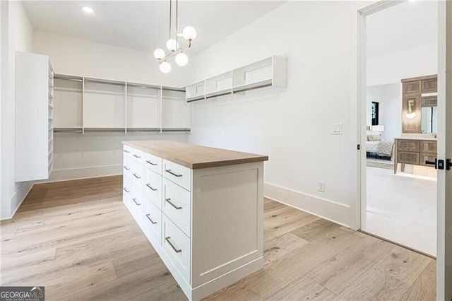 141 North Trace, Alpharetta, GA 30009
