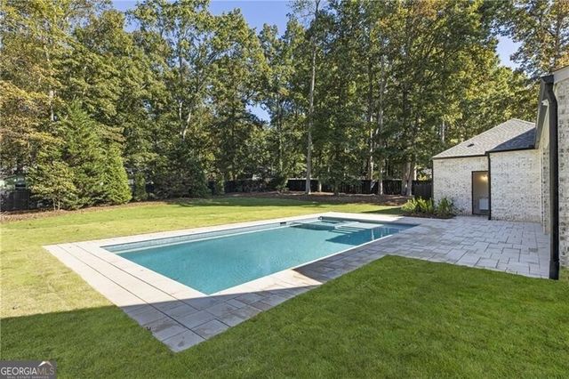 141 North Trace, Alpharetta, GA 30009