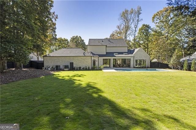 141 North Trace, Alpharetta, GA 30009