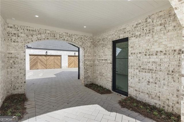 141 North Trace, Alpharetta, GA 30009