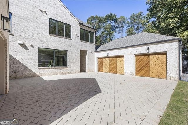 141 North Trace, Alpharetta, GA 30009