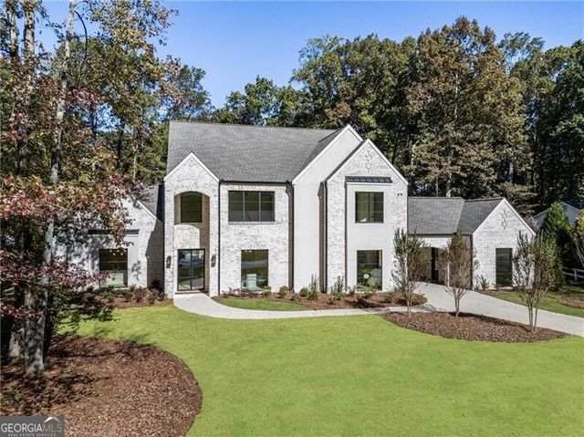 141 North Trace, Alpharetta, GA 30009
