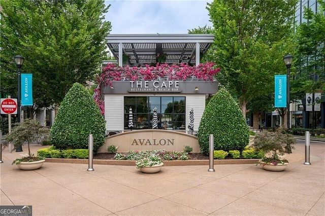 141 North Trace, Alpharetta, GA 30009