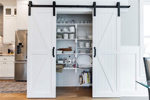 2709 S 21st Street, Rogers, AR 72758