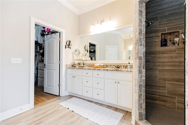 2709 S 21st Street, Rogers, AR 72758