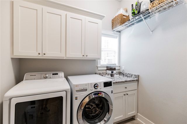 2709 S 21st Street, Rogers, AR 72758