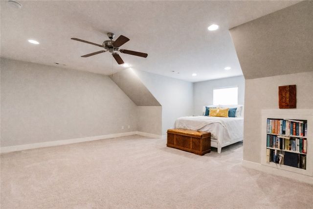 2709 S 21st Street, Rogers, AR 72758