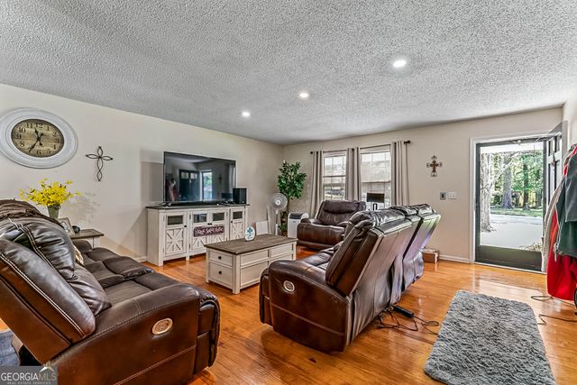 4393 Housworth Drive, Lithonia, GA 30038