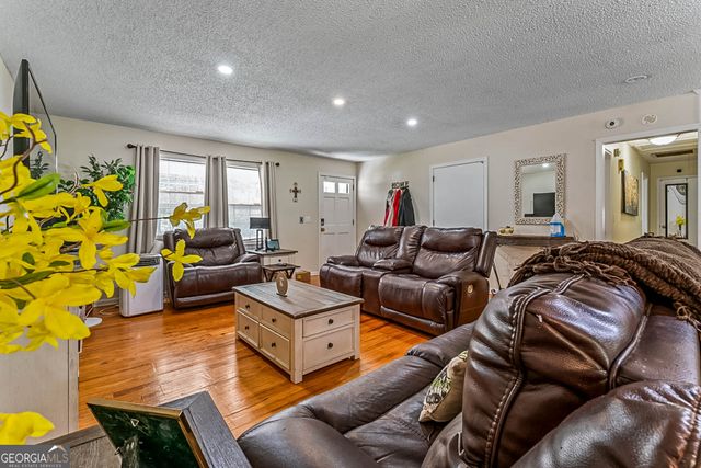 4393 Housworth Drive, Lithonia, GA 30038