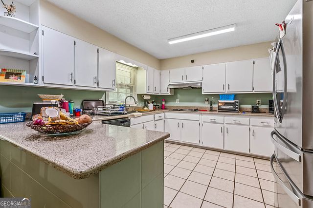 4393 Housworth Drive, Lithonia, GA 30038