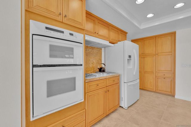 17872 Azucar Way, San Diego, CA 92127