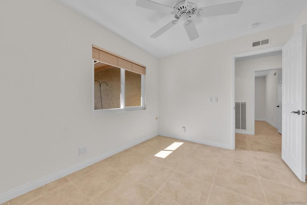 Image 36 of property listing at 17872 Azucar Way, San Diego, CA 92127