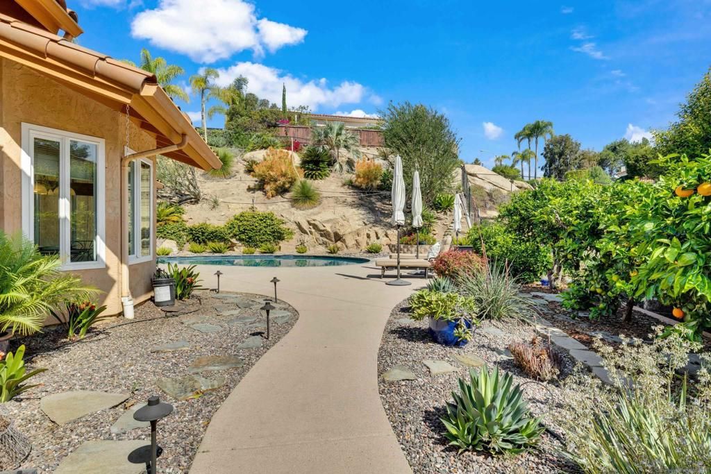 Image 48 of property listing at 17872 Azucar Way, San Diego, CA 92127