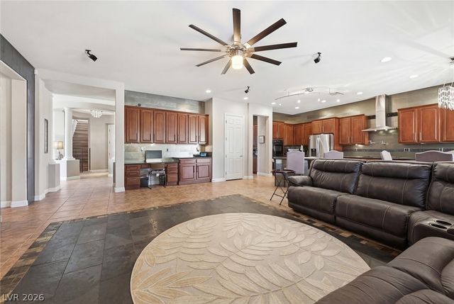 8226 Mount Logan Court, Las Vegas, NV 89131