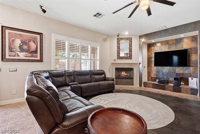 8226 Mount Logan Court, Las Vegas, NV 89131