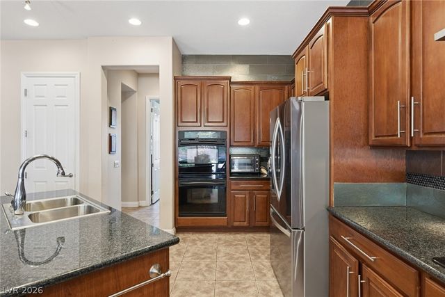 8226 Mount Logan Court, Las Vegas, NV 89131