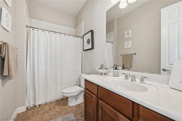 8226 Mount Logan Court, Las Vegas, NV 89131