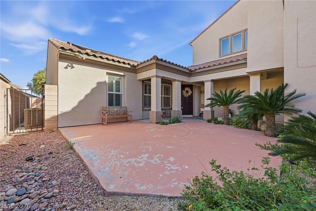 8226 Mount Logan Court, Las Vegas, NV 89131