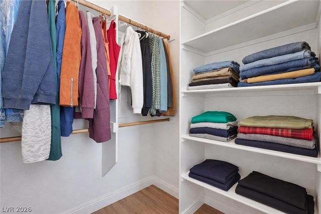 8226 Mount Logan Court, Las Vegas, NV 89131