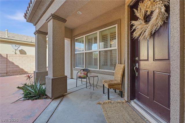 8226 Mount Logan Court, Las Vegas, NV 89131