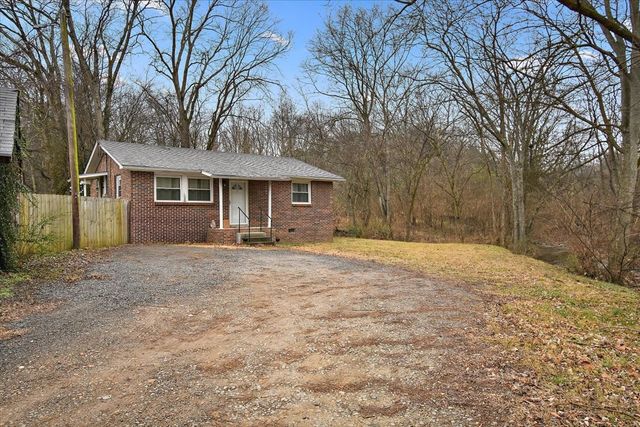1081 Slaters Creek Rd, Goodlettsville, TN 37072