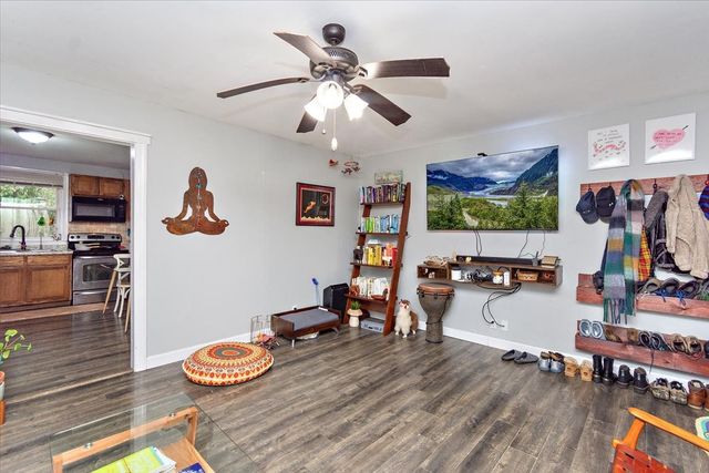 1081 Slaters Creek Rd, Goodlettsville, TN 37072