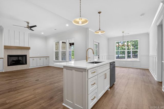 1104 Dowden Lane, Jacksonville, AR 72076