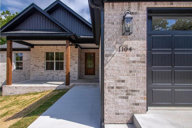 1104 Dowden Lane, Jacksonville, AR 72076
