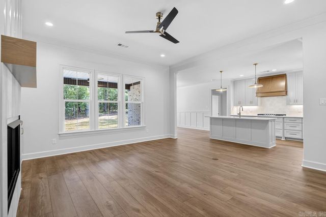 1104 Dowden Lane, Jacksonville, AR 72076