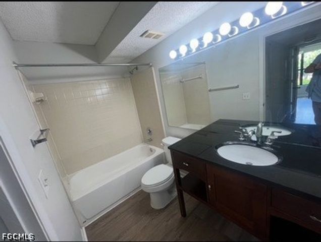 13545 Eagle Ridge DR 826, Fort Myers, FL 33912