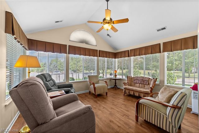 5304 Sundance Way, Brunswick Hills, OH 44212