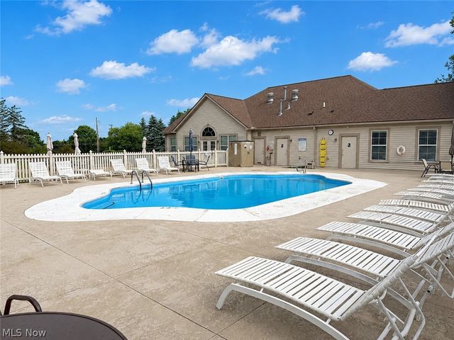 5304 Sundance Way, Brunswick Hills, OH 44212