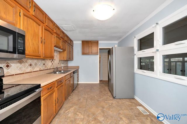 109 Wingate Avenue, Huntsville, AL 35801