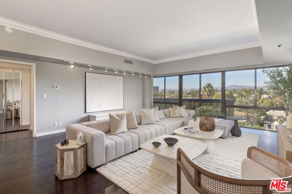 10445 Wilshire Boulevard 703, Los Angeles, CA 90024 — exterior