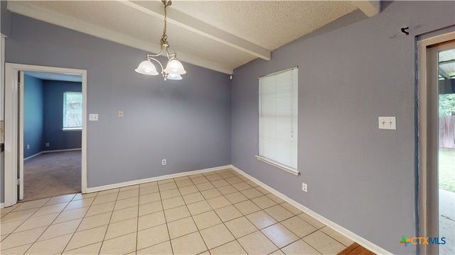 1404 E Vardeman Avenue, Killeen, TX 76541