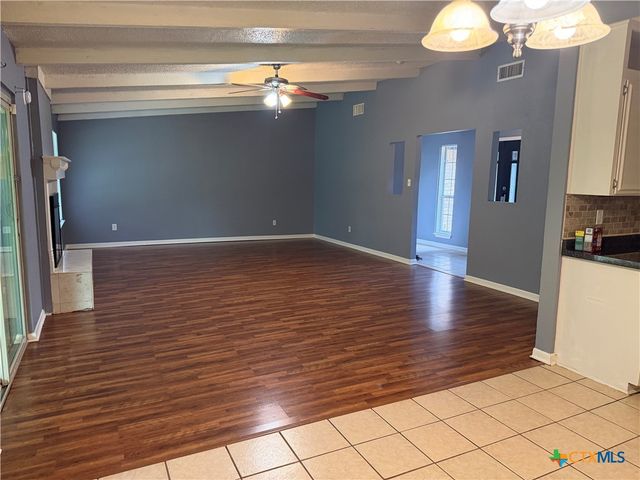 1404 E Vardeman Avenue, Killeen, TX 76541